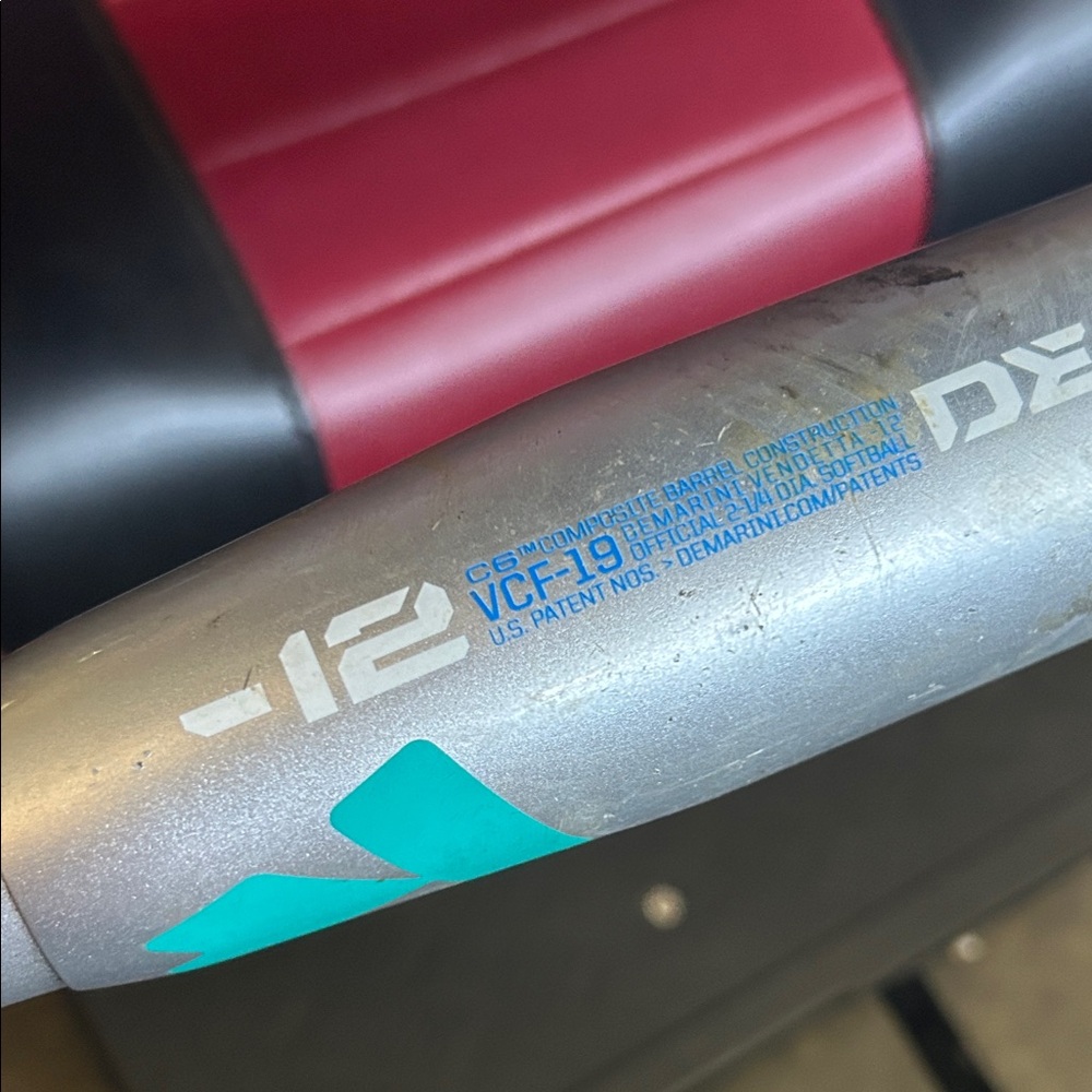 Blue and Silver Softball Bat Demarini Vendetta - Picture 2 of 5